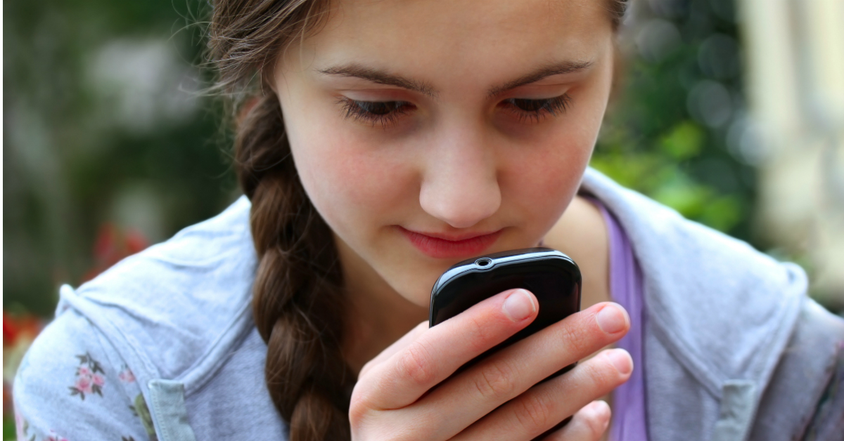 Asking Advisors: Should Parents Have Access To Their Teens Phone?